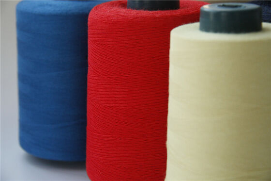 Các trọng lượng khác nhau Aramid Thread Dạng kết cấu mịn Mạnh chống nhiệt Sợi hoàn hảo cho sản xuất thiết bị bảo vệ và công nghiệp